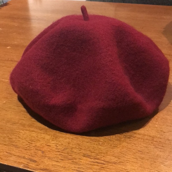 New wool 100% beret - Picture 2 of 3